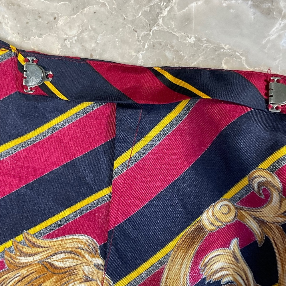 Ralph Lauren Blue Label Lion Heraldry Crest 100% Silk Wrap Skirt Small - Picture 12 of 14
